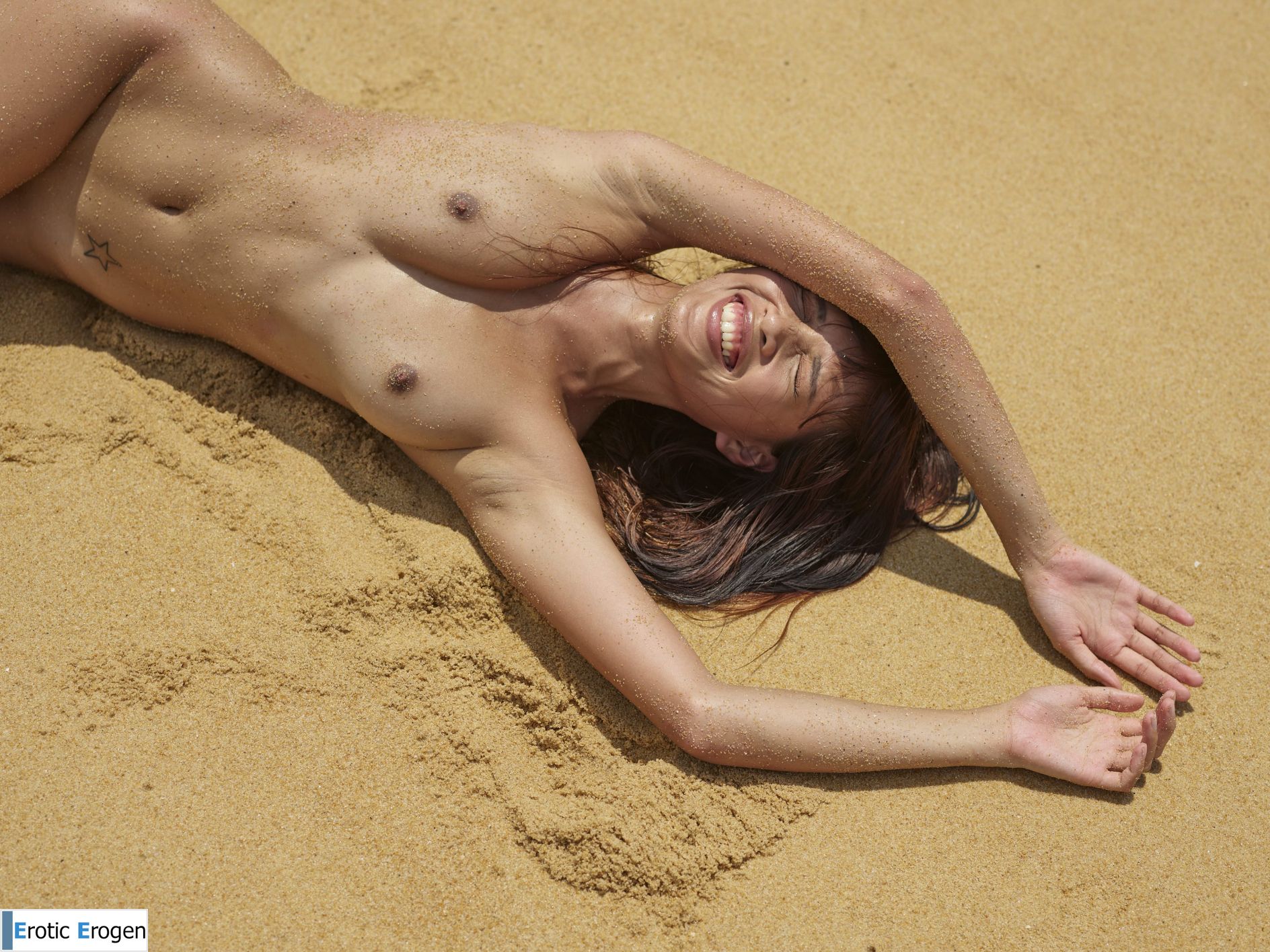 Jessa in Burning Hot. Picture 7