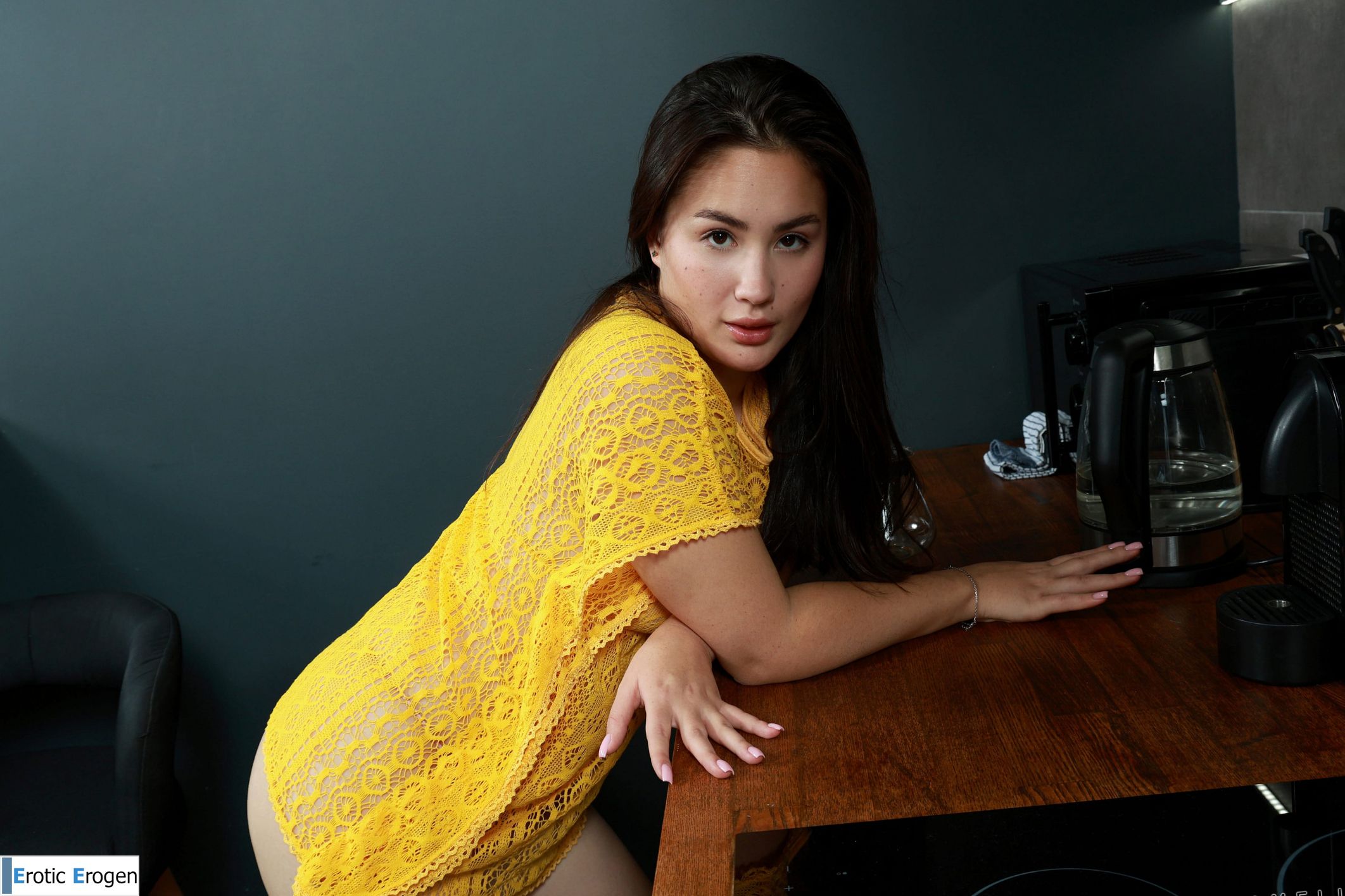 Amelia Ost in Yummy. Picture 1