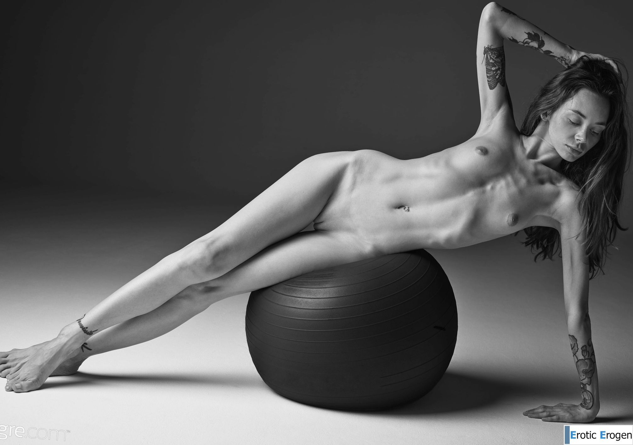 Inga in Black And White Nude Art. Picture 27