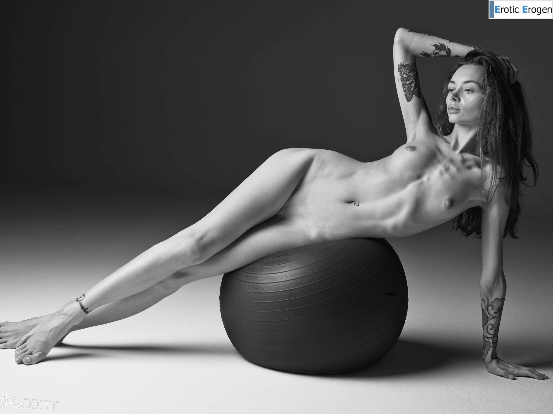 Inga in Black And White Nude Art. Picture 28