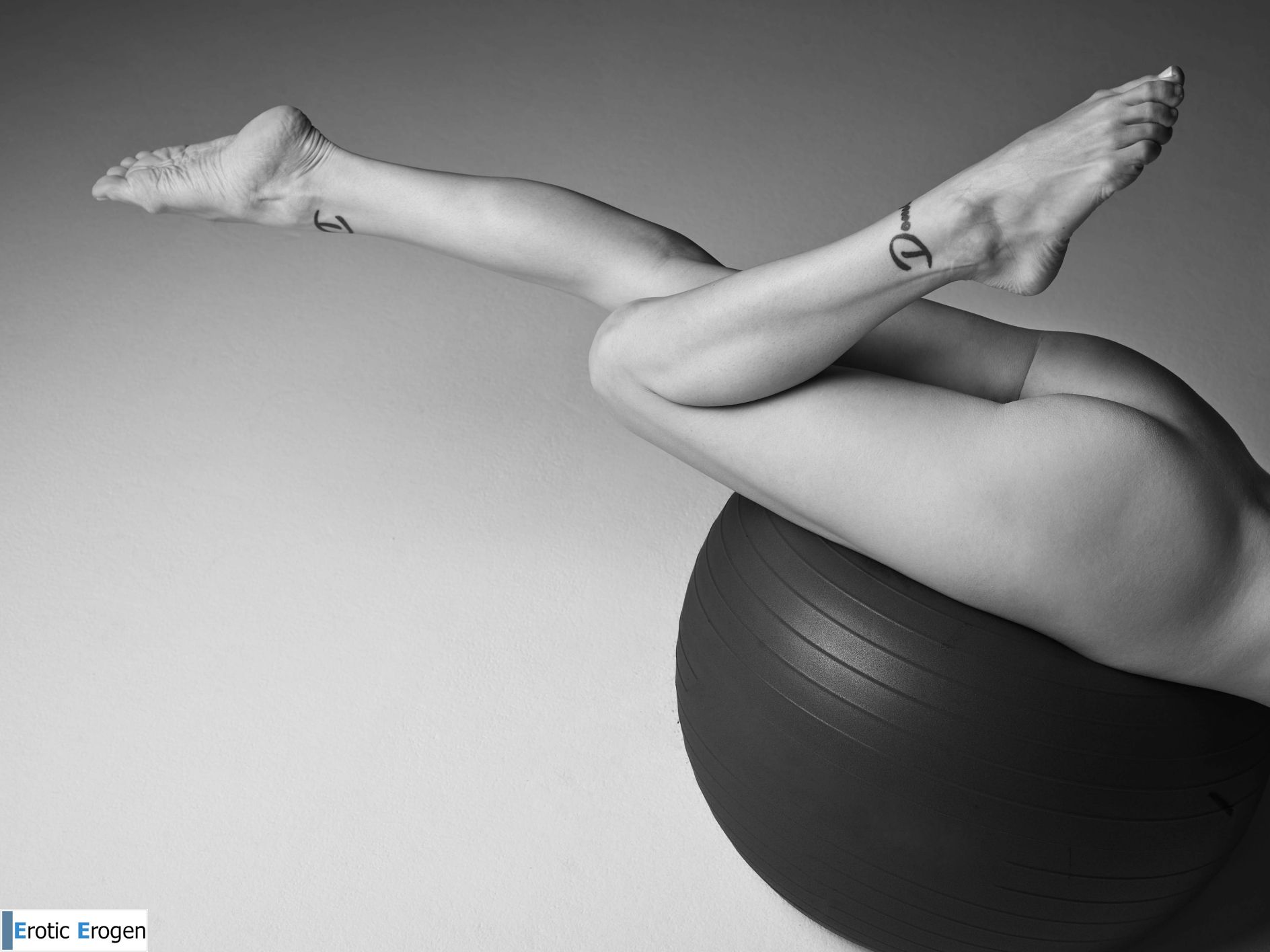 Inga in Black And White Nude Art. Picture 31