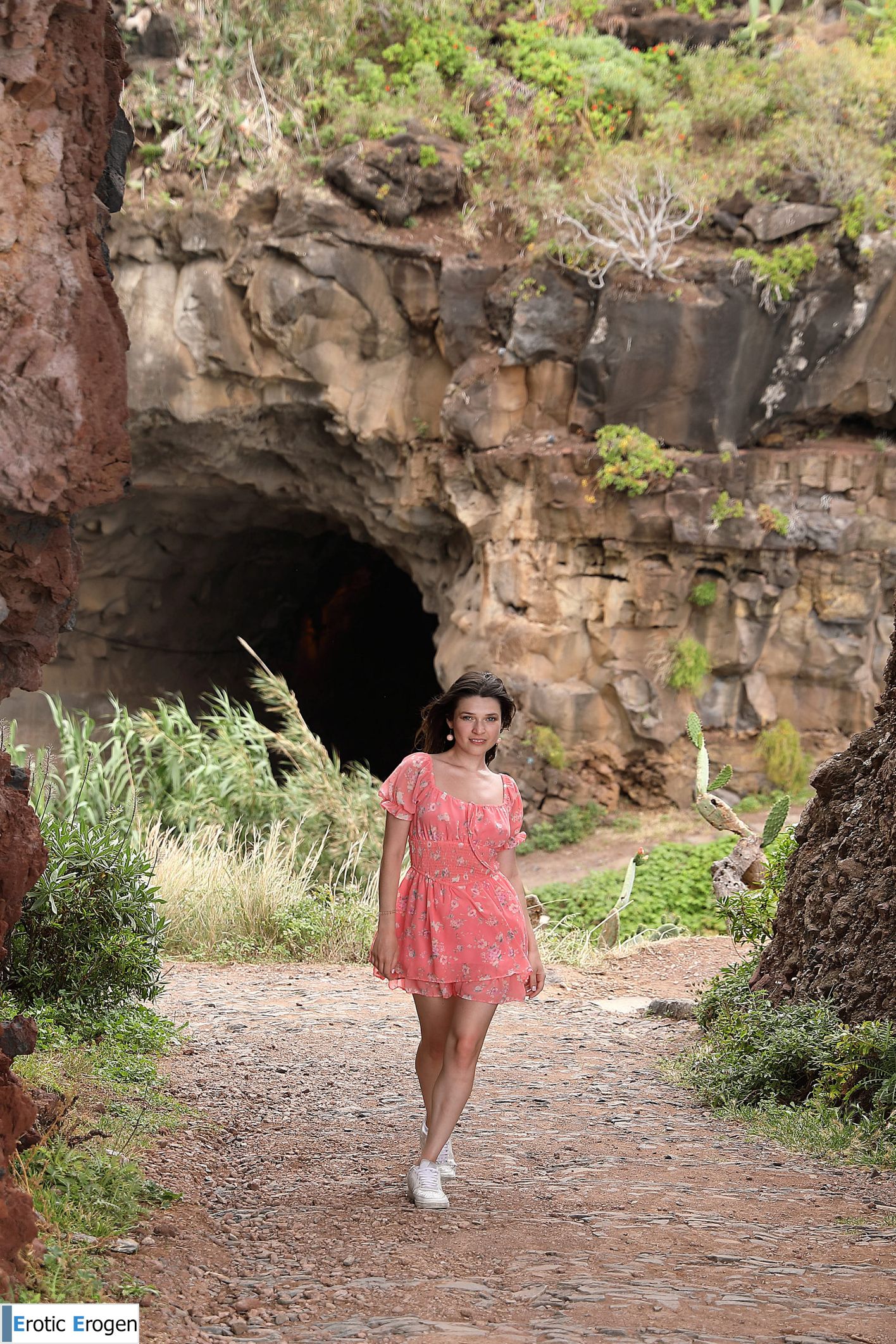 Amelia in Postcard Ponta Do Sol. Picture 6