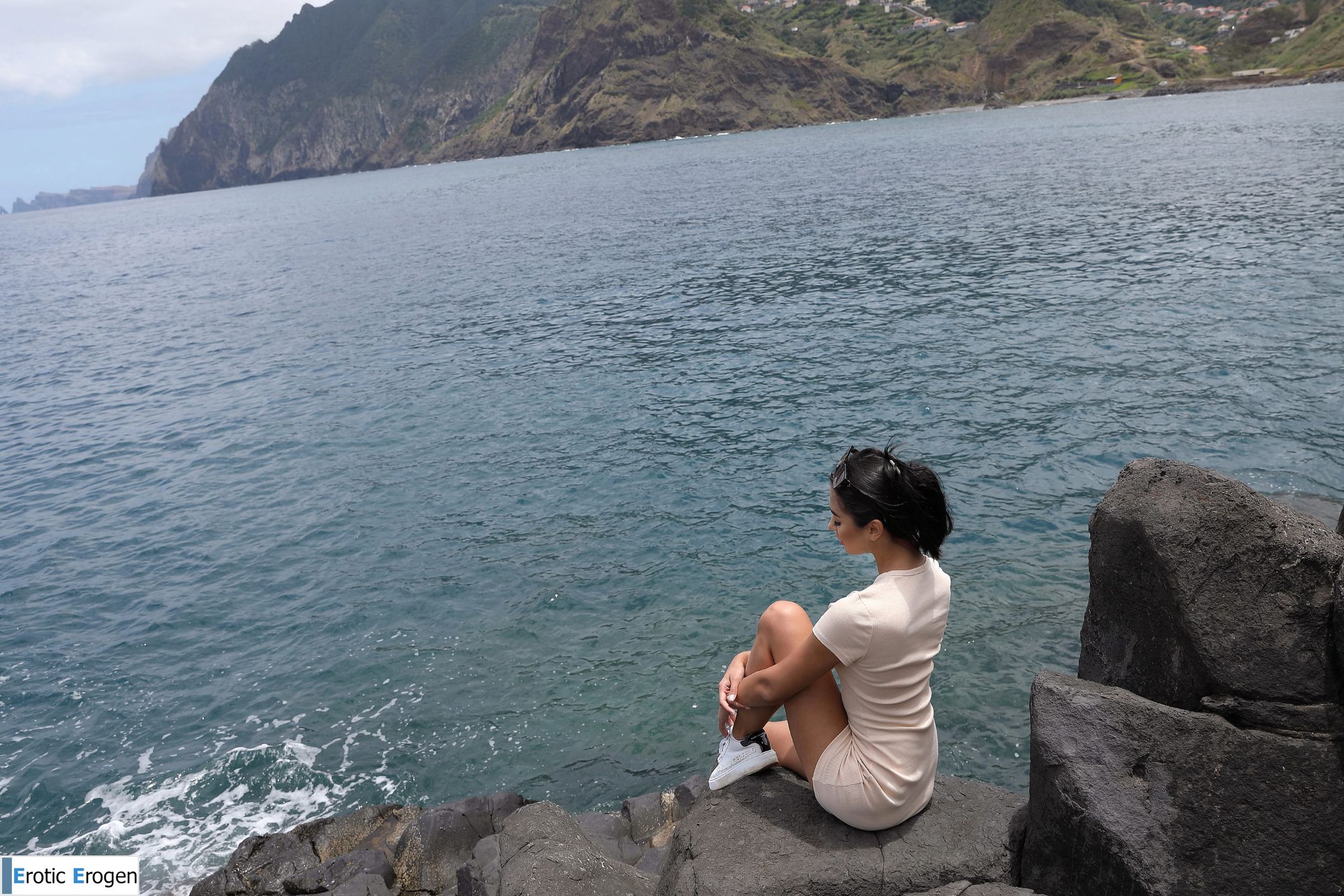 Aria in Postcard Porta Da Cruz. Picture 8